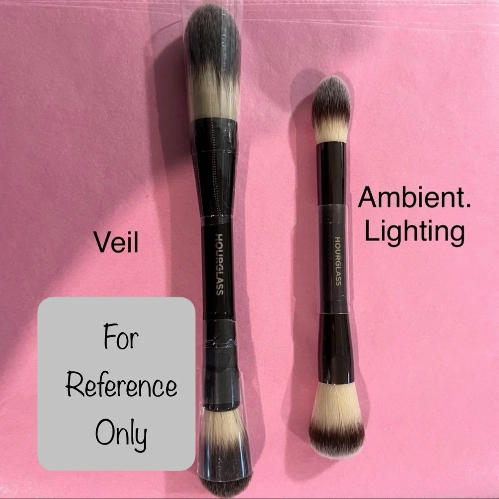 Hourglass Veil Powder Brush  ~NEW~  no box